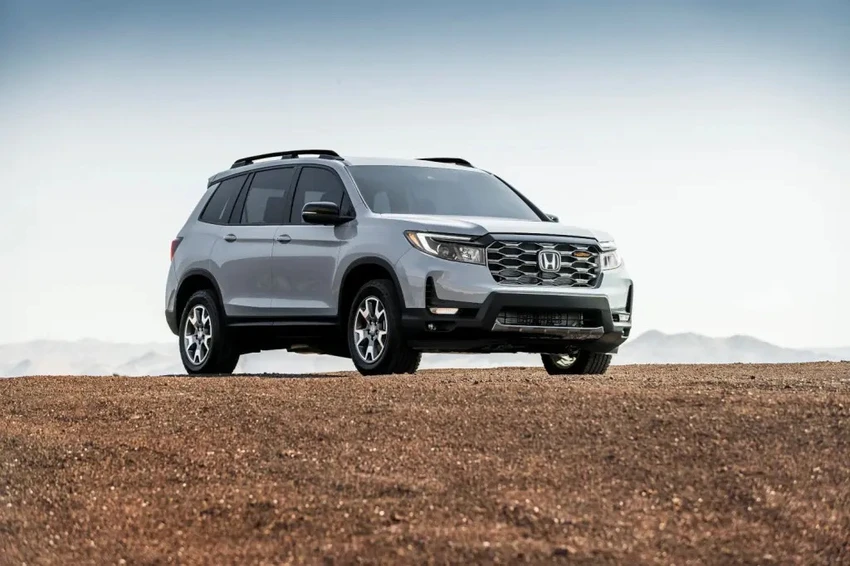 Top- 2 -mau- SUV -cua- Honda-nam- 2023-dang- ‘đong -tien-bat-gao’-Honda Passport 2023.jpg