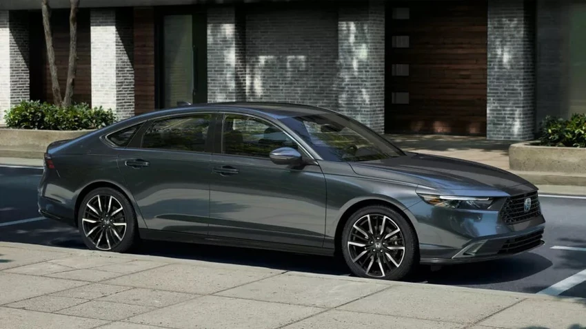 Honda Accord và HR-V 2023-2024 triệu hồi do thiếu thành phần dây an toàn.jpg