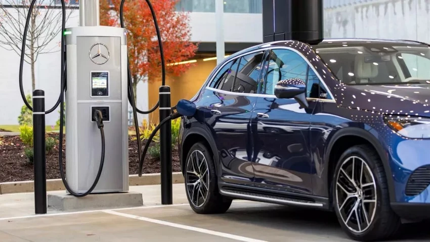 Xe điện bán ở châu Âu sẽ cần hộ chiếu pin từ năm 2027.jpg