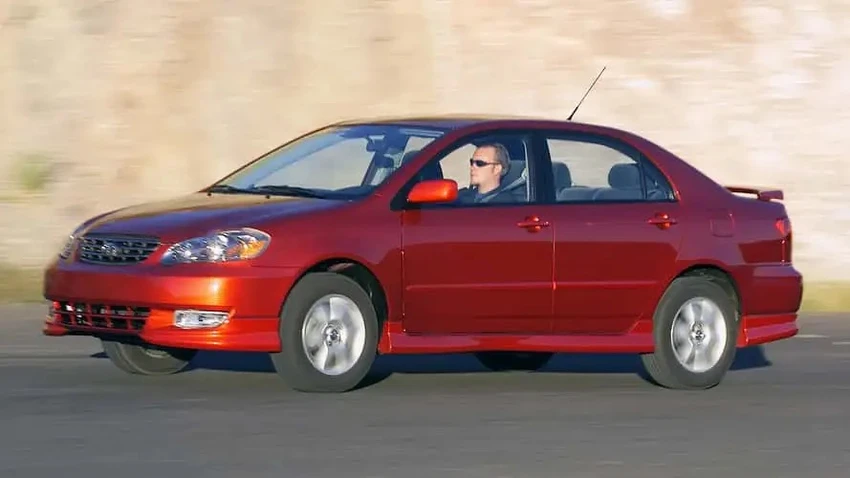 Toyota ban hành lệnh cấm lái đối với ô tô 20 năm tuổi có túi khí Takata.jpg