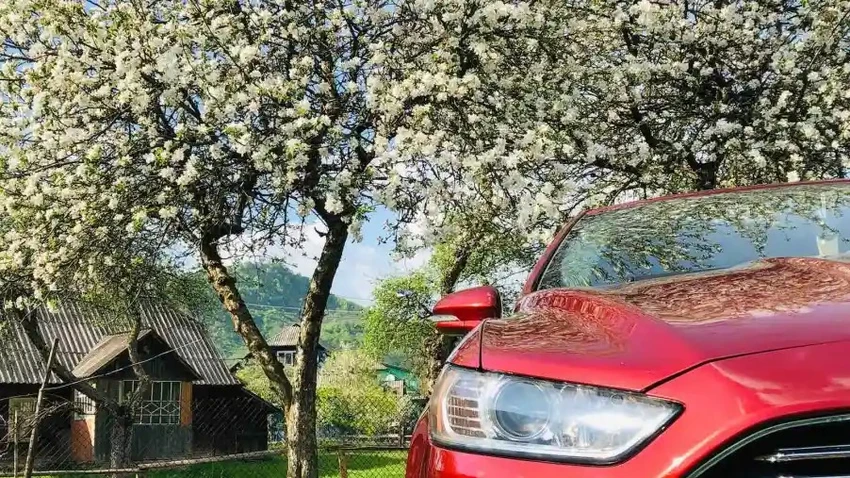 4 mẫu sedan tốn nhiên liệu ​​hơn cả xe bán tải.jpg