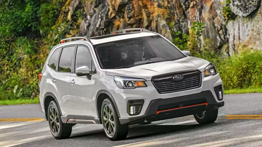 Subaru đang bị khách hàng kiện về những vụ va chạm khi tăng tốc ngoài ý muốn.jpg