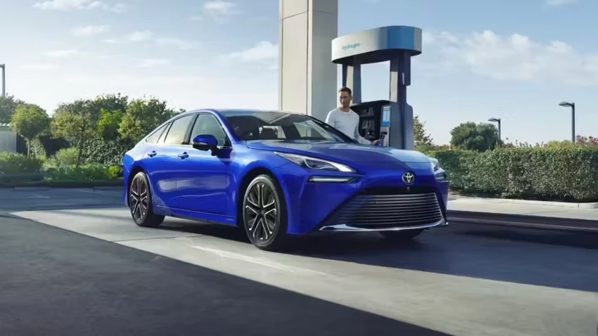 Toyota đẩy mạnh sản phẩm chạy bằng nhiên liệu hydro.jpg
