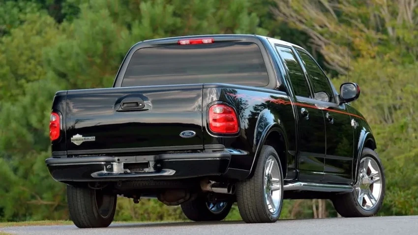 Điểm danh 5 mẫu xe bán tải Ford phiên bản đặc biệt đã từng sản xuất.jpg