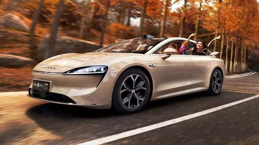 Xe chạy điện sẽ 'Soán ngôi' xe xăng tại Trung Quốc vào năm 2025?.jpg