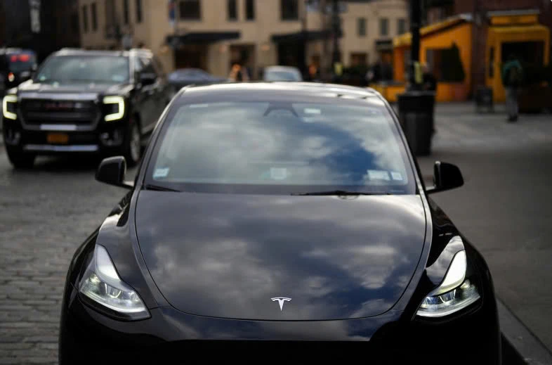 Đây là lý do 2,6 triệu xe ô tô Tesla bị điều tra.jpg