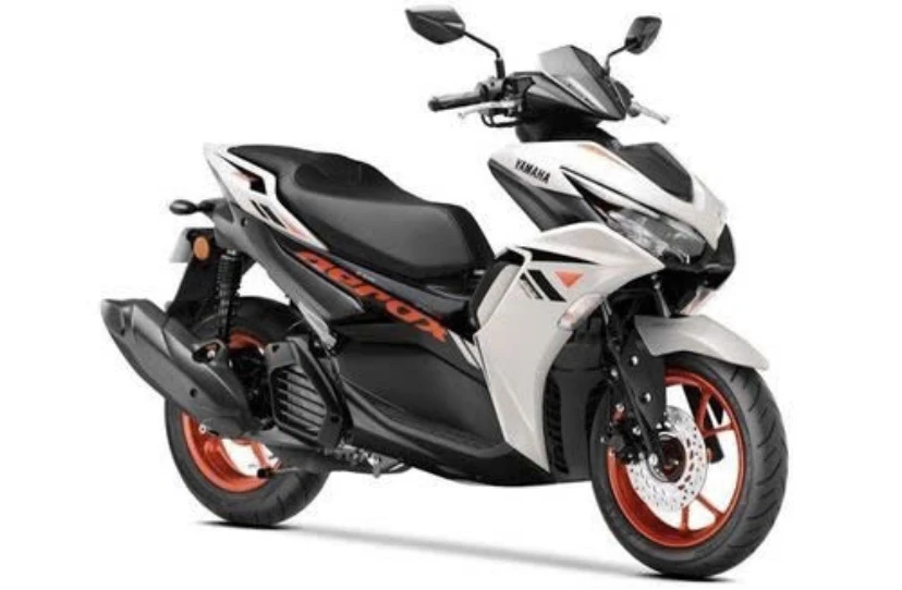 Xe máy tay ga với phong cách thể thao cá tính.jpg