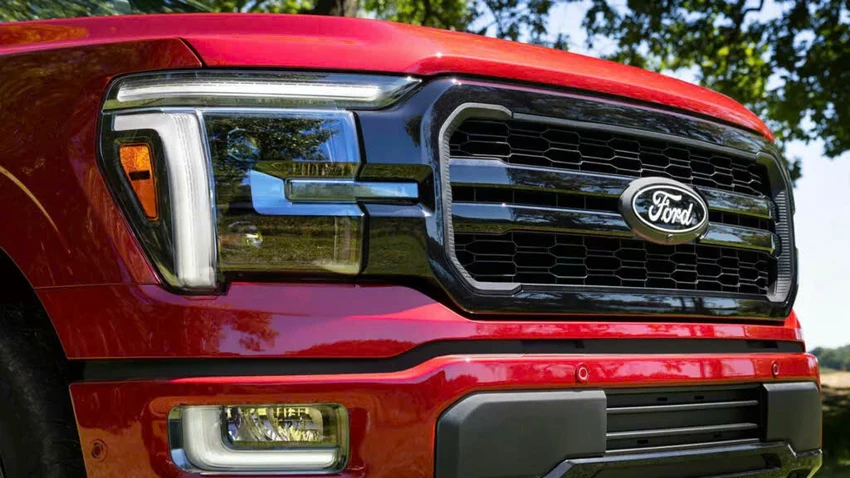 Ford triệu hồi xe Broncos và F-150 vì lo ngại an toàn.jpg