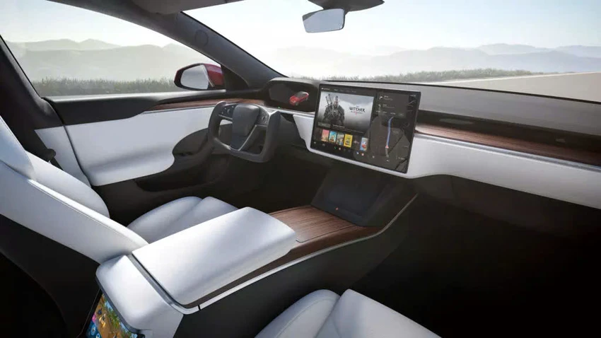 Tesla-1.jpg