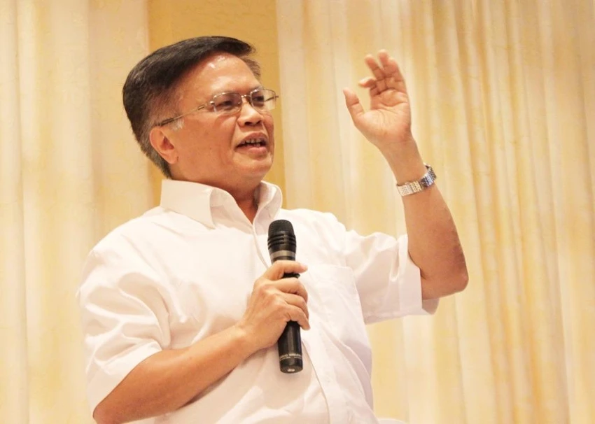 S Nguyễn Đình Cung: "Nếu không khơi thông nguồn lực, chúng ta sẽ xuống hố chứ không thể vươn lên". Ảnh: CHÂN LUẬN