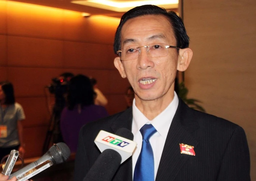 trần hoàng ngân