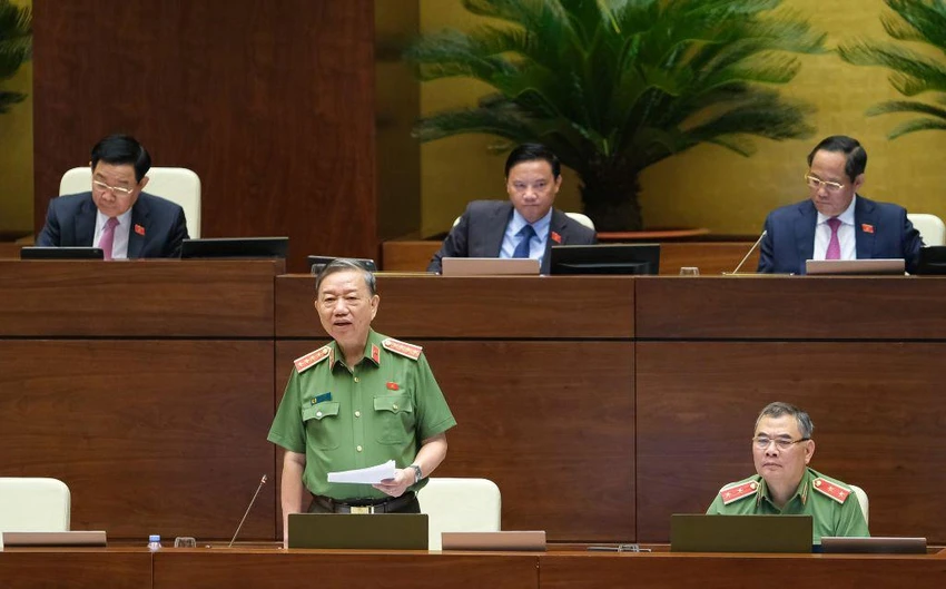 Bộ trưởng Bộ Công an Tô Lâm trả lời chất vấn tại phiên họp của UBTVQH mới đây. Ảnh: QH Bộ trưởng Bộ Công an Tô Lâm trả lời chất vấn tại phiên họp của UBTVQH mới đây. Ảnh: QH