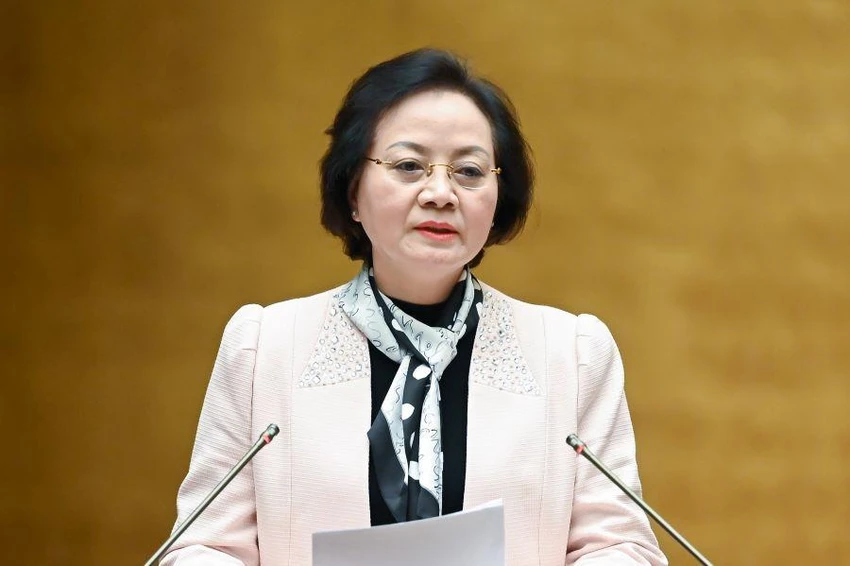 Bộ trưởng Phạm Thị Thanh Trà cho hay năm 2022 cả nước đã giảm 17 tổng cục, 8 cục, 145 Vụ và tương đương, 22 đơn vị sự nghiệp công lập.