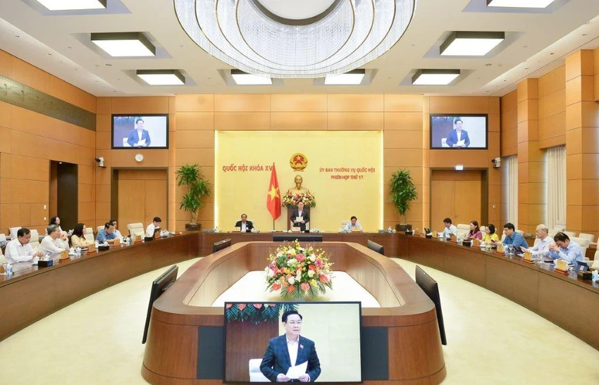 Thường vụ Quốc hội hôm nay sẽ thảo luận về Nghị quyết lấy ý kiến nhân dân đối với dự Luật Đất đai (sửa đổi). Ảnh: QH Thường vụ Quốc hội hôm nay sẽ thảo luận về Nghị quyết lấy ý kiến nhân dân đối với dự Luật Đất đai (sửa đổi). Ảnh: QH