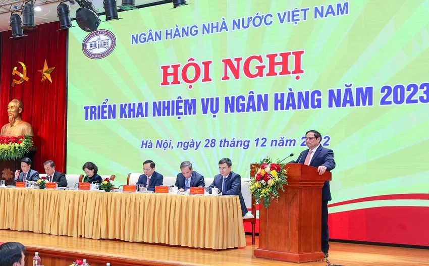 Thủ tướng yêu cầu NHNN hoàn thiện thể chế, tăng cường thanh tra, giám sát... bảo đảm quyền, lợi ích chính đáng, hợp pháp của người dân, doanh nghiệp. Ảnh: NHẬT BẮC Thủ tướng yêu cầu NHNN hoàn thiện thể chế, tăng cường thanh tra, giám sát... bảo đảm quyền, lợi ích chính đáng, hợp pháp của người dân, doanh nghiệp. Ảnh: NHẬT BẮC
