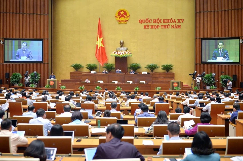 Quốc hội họp chiều 23-5 nghe về phân bổ vốn còn lại cho các dự án, chương trình mục tiêu. Ảnh: QH Quốc hội họp chiều 23-5 nghe về phân bổ vốn còn lại cho các dự án, chương trình mục tiêu. Ảnh: QH