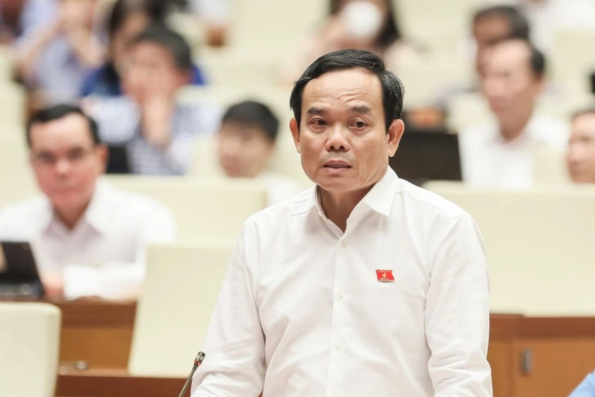 Phó Thủ tướng Trần Lưu Quang giải trình trước QH về lĩnh vực dân tộc. Ảnh. P.THẮNG Phó Thủ tướng Trần Lưu Quang giải trình trước QH về lĩnh vực dân tộc. Ảnh. P.THẮNG