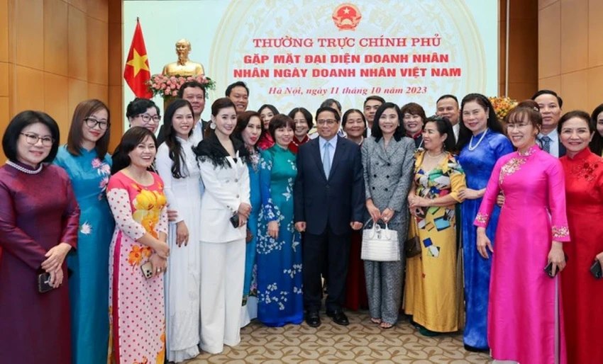 ttg-dnvn-woman.jpg