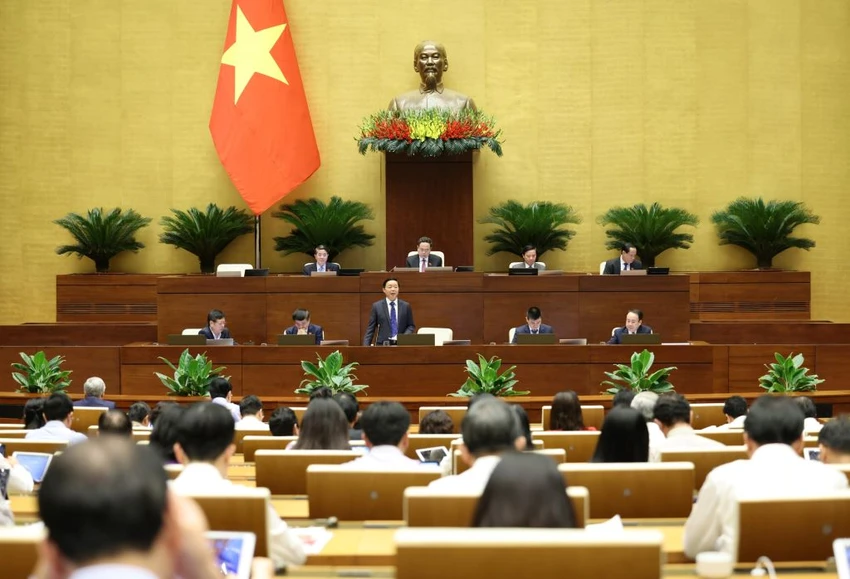 qh-tran-hong-ha.jpg