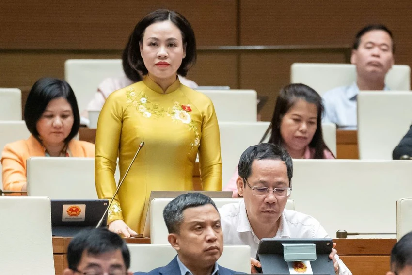 qh-tran-thi-hong-thanh.jpg