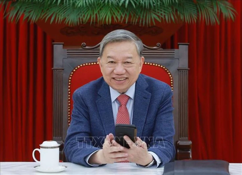 tong_bi_thu_to_lam_dien_dam_voi_tong_thong_hoa_ky_donald_trump.jpg