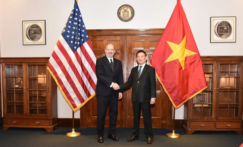 ho-duc-phoc-tai-chinh-lutnick.jpg