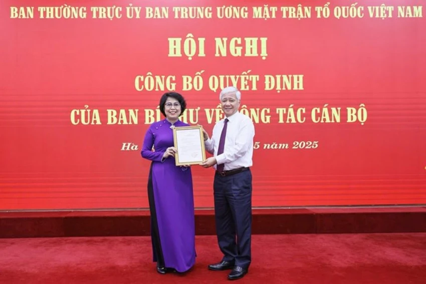mat-tran-to-quoc-to-chau.jpg