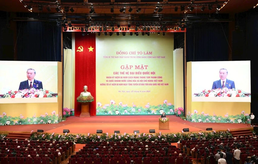 tong-bi-thu-to-lam-phat-bieu.jpg