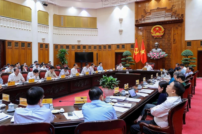 thu-tuong-pham-minh-chinh-3-9-nghieng.jpg