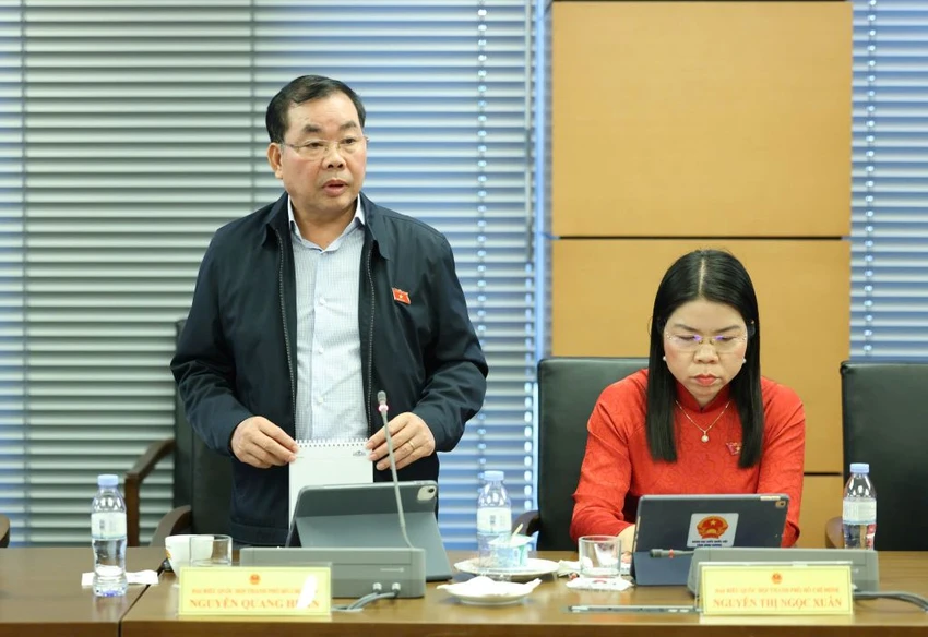 sach-giao-khoa-nguyen-quang-huan.jpg