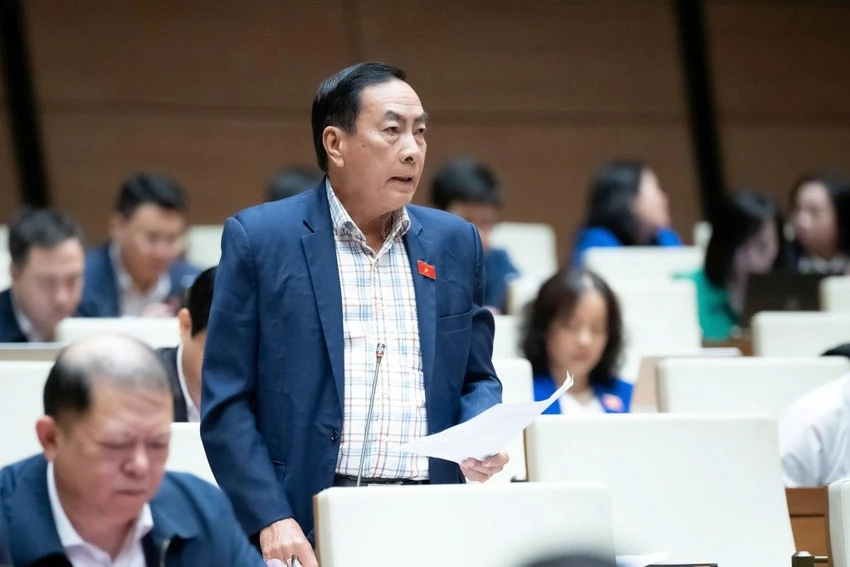 chong-tham-nhung-pham-van-hoa.jpg