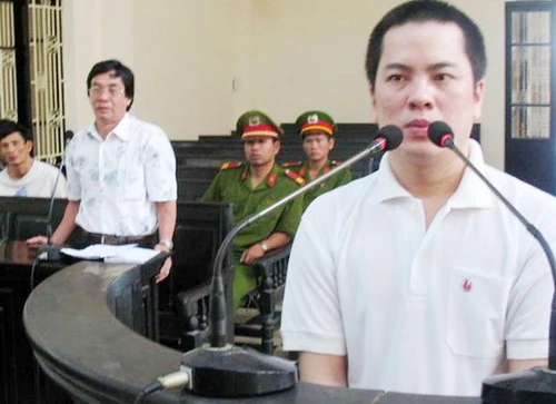 Anh Nghiệp ra tòa vào năm 2008, bị TAND thị xã Trà Vinh tuyên phạt 4 năm tù. Ảnh:Sáu Nghệ anh-Nghiep-3309-1397100443.jpg