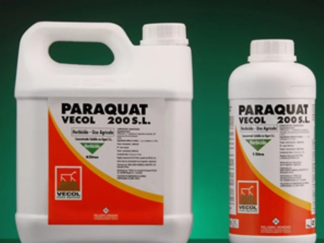 Hóa chất diệt cỏ Paraquat được xếp vào nhóm chất cực độc, tỷ lệ tử vong rất cao. Ảnh minh họa. Hóa chất diệt cỏ Paraquat được xếp vào nhóm chất cực độc, tỷ lệ tử vong rất cao. Ảnh minh họa.