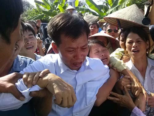 Việc đòi bồi thường về tổn thất và tinh thần cho 10 năm ngồi tù oan của ông Nguyễn Thanh Chấn còn hết sức gian nan.