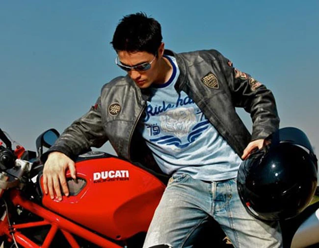 Khám phá một phần gia tài kếch sù của Johnny Trí Nguyễn ảnh 9 - 9