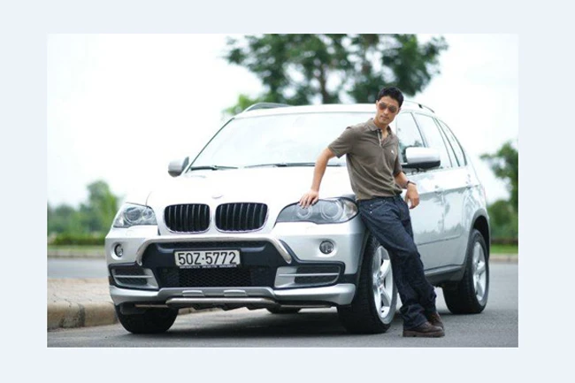 Khám phá một phần gia tài kếch sù của Johnny Trí Nguyễn ảnh 2 - 2