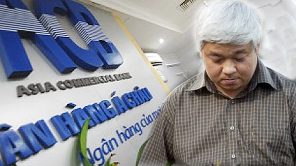 Bầu Kiên yêu cầu được gặp gia đình và đề nghị không cùm khi dẫn giải ảnh 1 Bầu Kiên yêu cầu được gặp gia đình và đề nghị không cùm khi dẫn giải ảnh 1