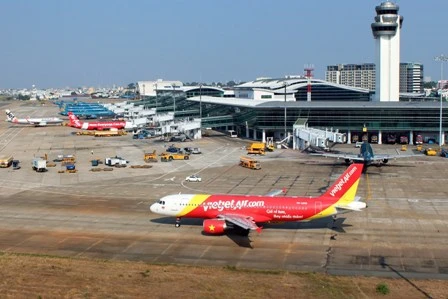 Chuyến bay của VietJetAir bị dọa bom tại Nội Bài sáng 12-6 - Ảnh: Dân trí