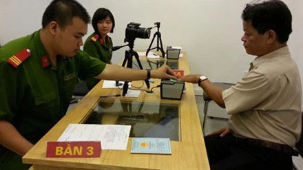 Bộ Công an muốn giữ tên gọi CMND thay vì Thẻ căn cước ảnh 1 - 1