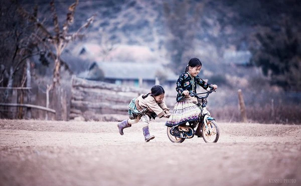 Chùm ảnh tuyệt đẹp về tuổi thơ của trẻ em trên toàn thế giới ảnh 13