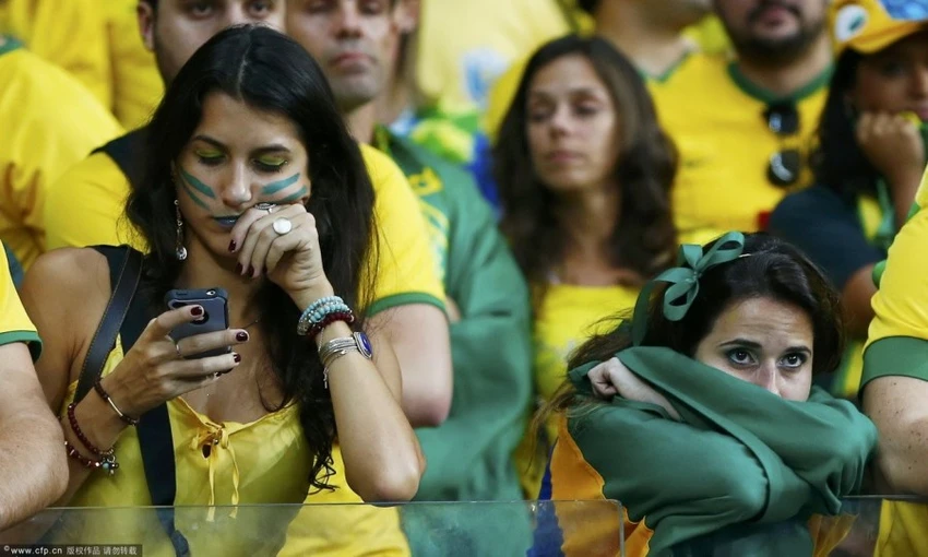 CĐV Brazil gào khóc thảm thiết vì đội nhà thua sốc ảnh 11