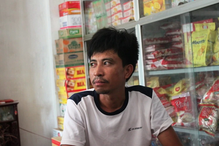 Thi công cầu, hàng loạt nhà dân bị nguy hiểm ảnh 6 Thi công cầu, hàng loạt nhà dân bị nguy hiểm ảnh 6