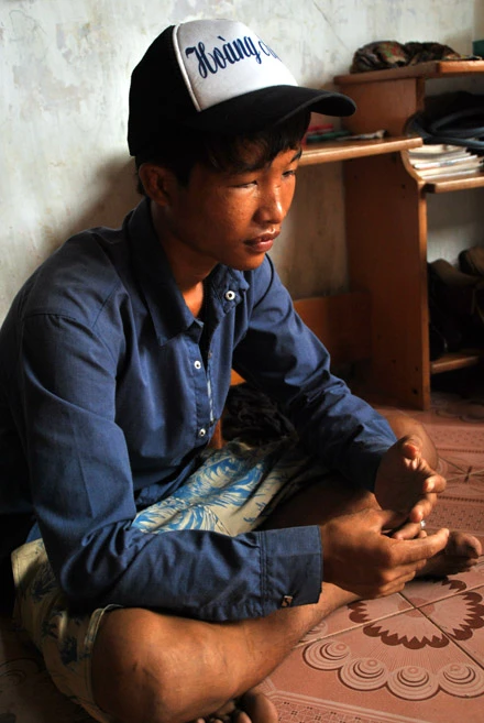 Hào Anh khi còn ở căn nhà của bà Thoa ông Hùng Hào Anh khi còn ở căn nhà của bà Thoa ông Hùng