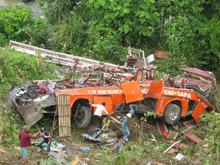 Tai nạn thảm khốc ở Sa Pa: Bí ẩn người cầm lái lúc xe lao xuống vực ảnh 1