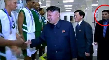 lộ diện, vệ sĩ, Jong Un