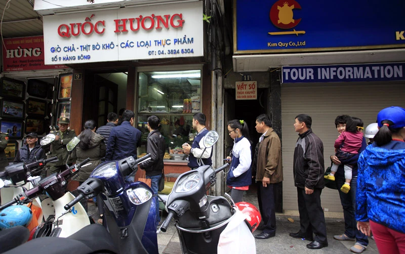 mùa xuân, hồ gươm, Hà Nội, 30 Tết, du xuân, Thủ đô mùa xuân, hồ gươm, Hà Nội, 30 Tết, du xuân, Thủ đô