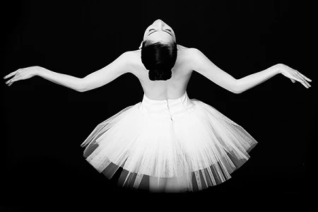 Linh Nga khiến khán giả sững sờ