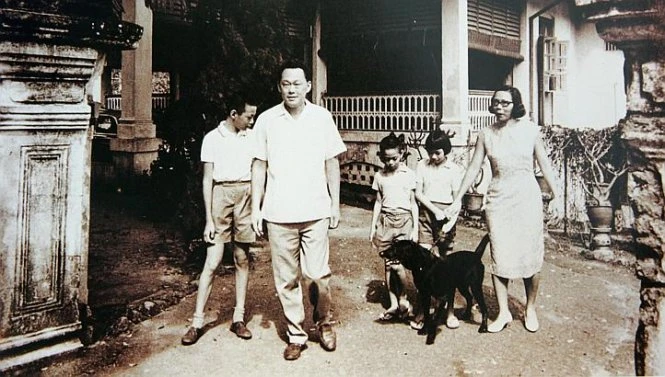 Gia đình ông Lý Quang Diệu - Ảnh: Singaporepolitics Gia đình ông Lý Quang Diệu - Ảnh: Singaporepolitics