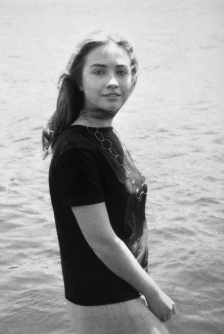 Một bức ảnh hồi trẻ của bà Hillary Clinton. (Ảnh: