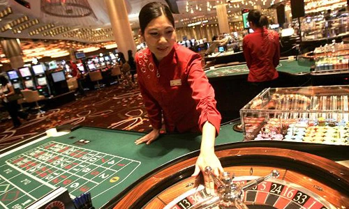 Bộ Tài chính cho rằng việc bổ sung dự án casino vào quy hoạch hiện chưa thích hợp. casino-9005-1431484721-8051-1431743074.j